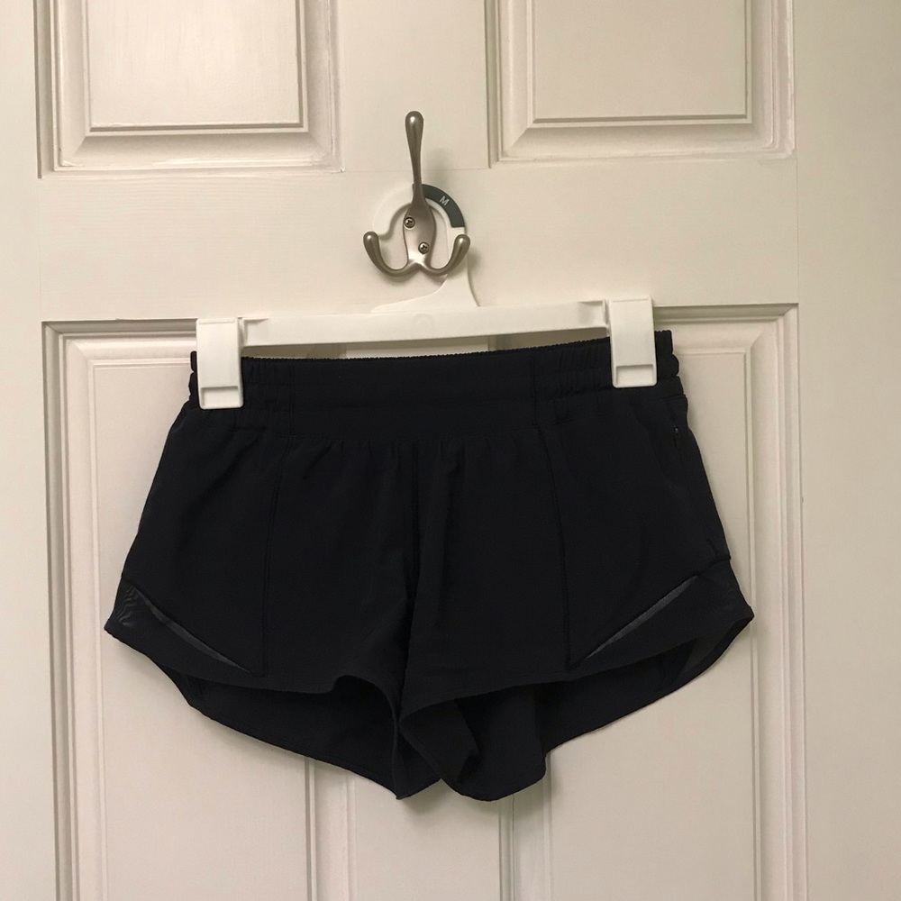 Lululemon Hotty Hot Short Size 2